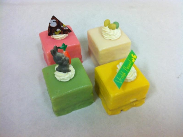 Paas petit four (per 4)